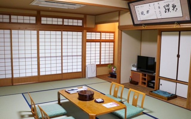 Sanbe Onsen Kokuminshukusha Sanbeso – Guest Rooms – Oda