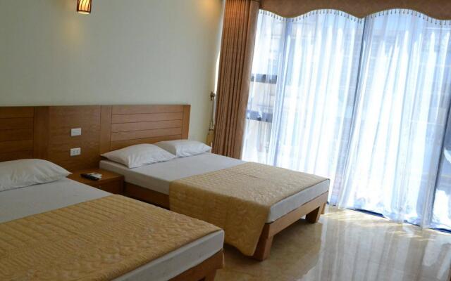 Hoai Huong Hotel