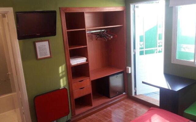 Hotel CalaSh
