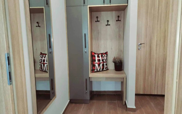 Арборо Боровец Гардънс Е 68