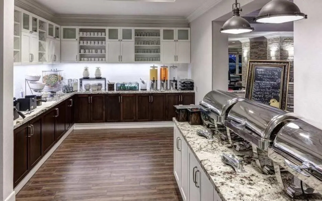 Homewood Suites Miami Airport/Blue Lagoon