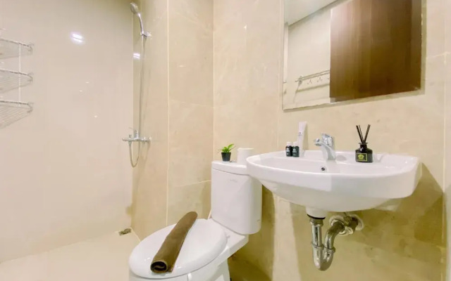 Modern Look 2Br At Transpark Cibubur Apartment