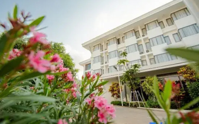 The Navy House Hotel