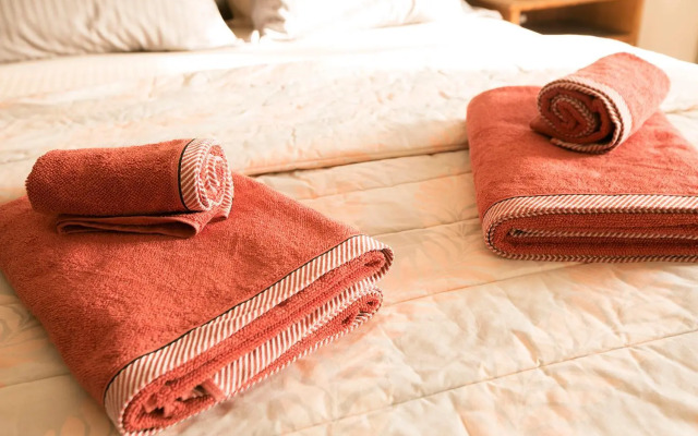 Spacious Apartment Next To Metro - Marousi