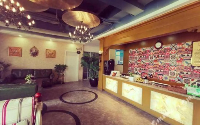 Q+ Veyas Garden Hotel