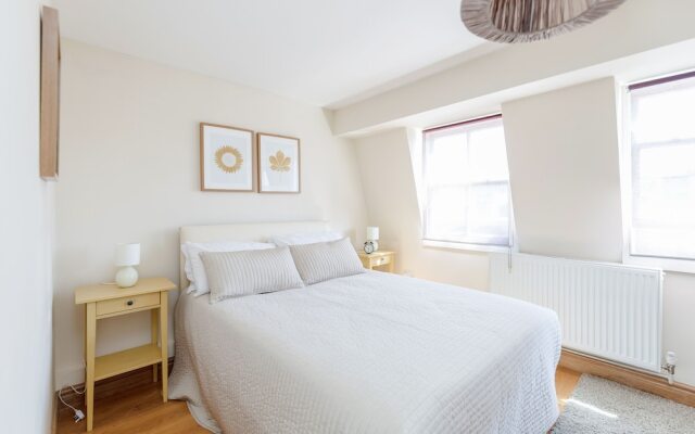 Lovely Apartment Angel