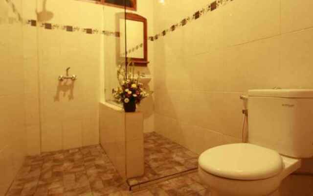 Loris Homestay