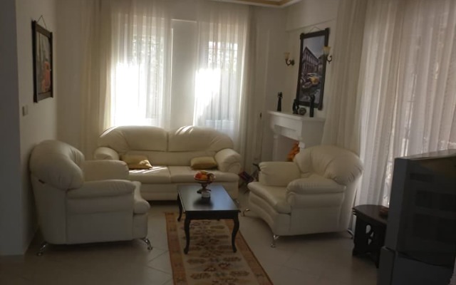 New Age Villa Tina