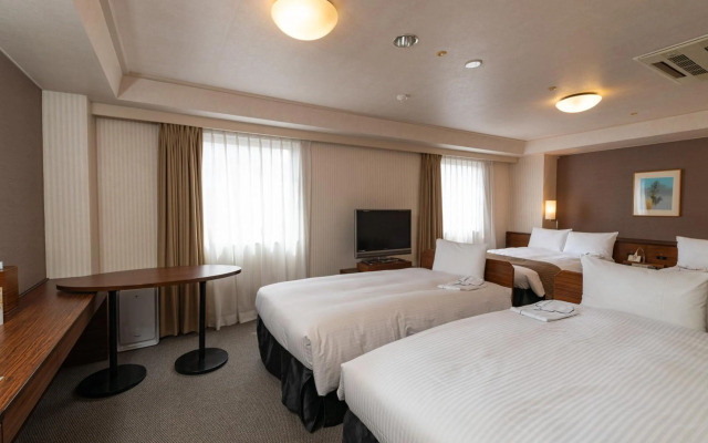 Alpico Plaza Hotel