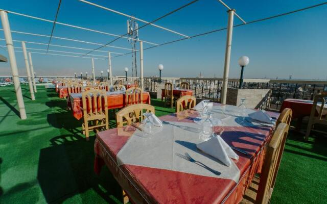 Queens Valley Hotel, Restaurants, Bars and Spa Luxor