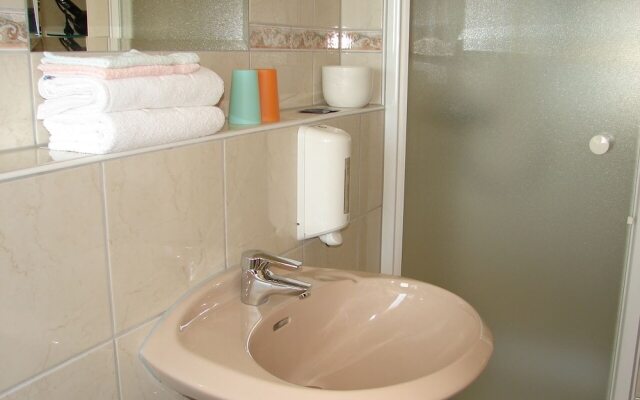 Anka - With Open Jacuzzi - SA4