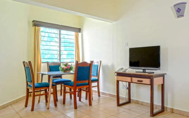 Sai Rock Beach Hotel & Spa