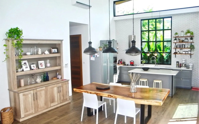New Wonderful Villa in Nai Harn Center