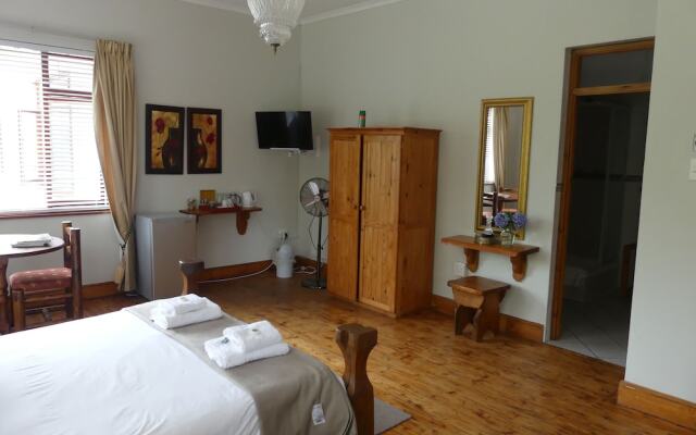 Heriot Manor Guest House & Self-Catering Accommodation, George
