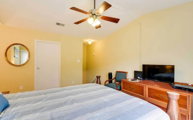Balcony & Community Pool Deck: Condo in Galveston