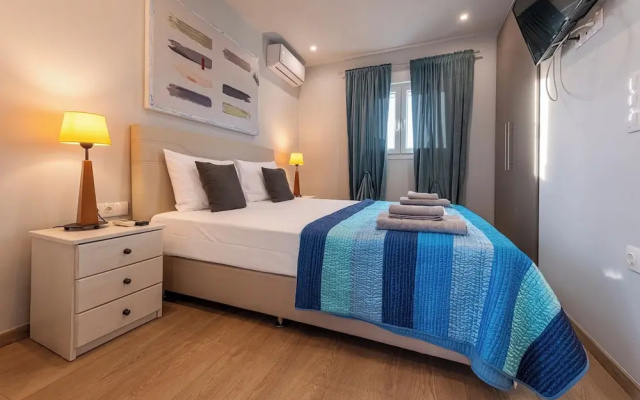 Acropolis Magical View Suite, Metro Kerameikos