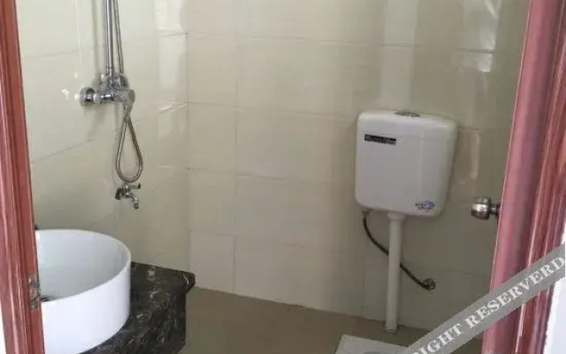 Changjiang Holiday Hotel