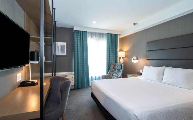 Sandman Signature Calgary Airport Hotel