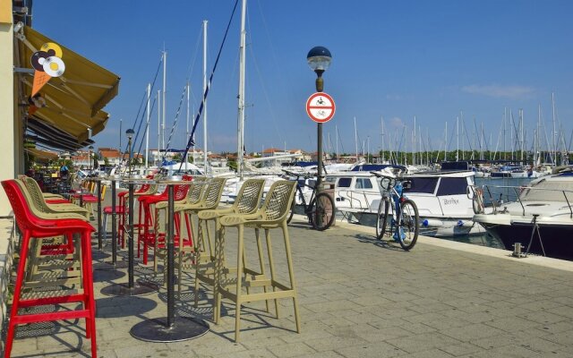 Apartments Milenko / Three Bedrooms A1