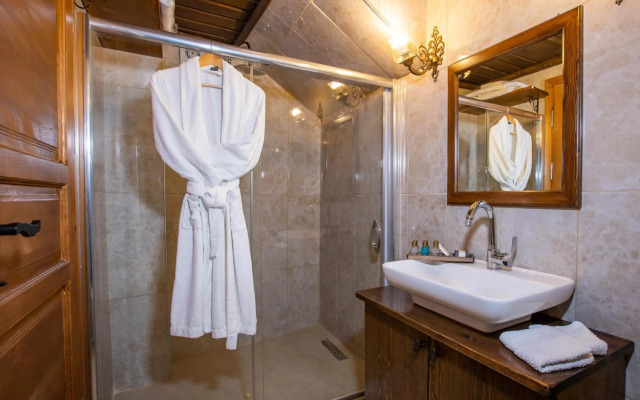 Sef Cave Hotel