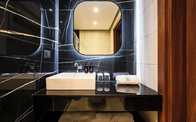 Royale Sainte Hélène Boutique Hotel