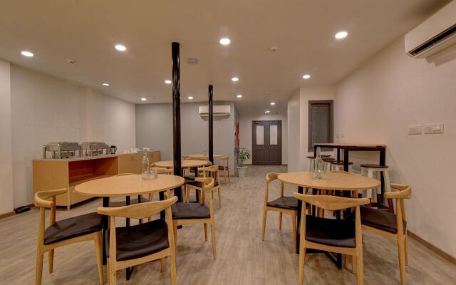 OYO Townhouse 117 Punjabi Bagh