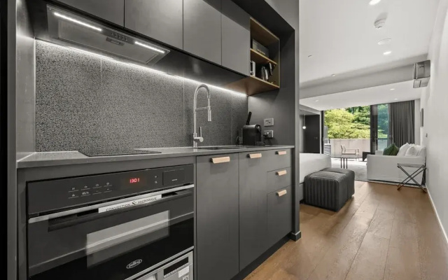 Bright Studio in Braddon With Parking