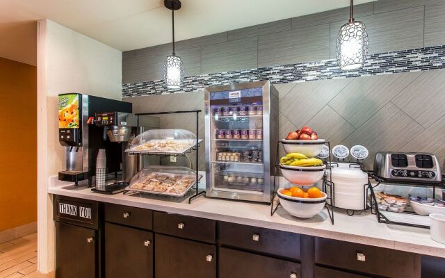 Comfort Inn & Suites Cookeville