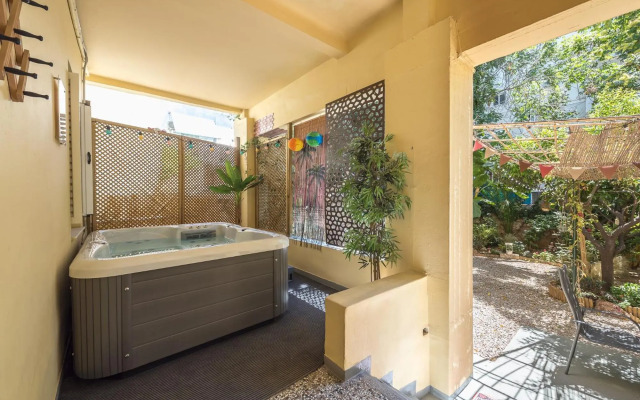 Athens Garden House - Heated Jacuzzi - free bikes