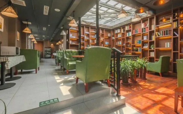 James Joyce Coffetel Qianmen