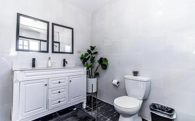Runaway Bay Gem Villa
