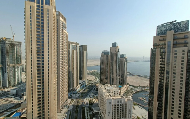 SuperHost- Incredible Apartment Floating Over Dubai Harbour