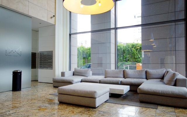 Chopin Apartments Platinum Towers