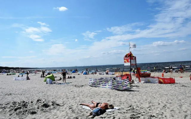 Holiday House in Dziwnowek Near Sea and Lake
