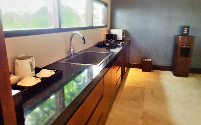 3 Bedrooms Sun Suite Villa Bali