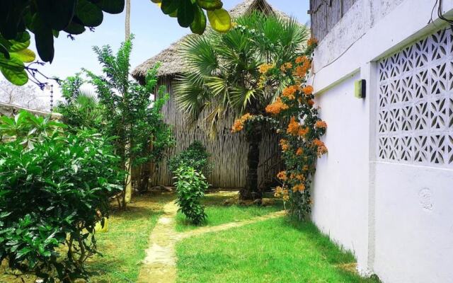 Diani Hostel