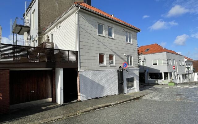 "stavanger BnB 10 @nicolas Parking & Generous Terrace"