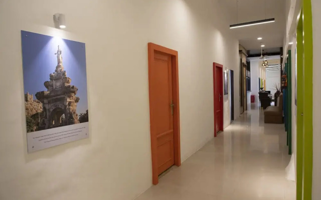 Empire Royale Hotel