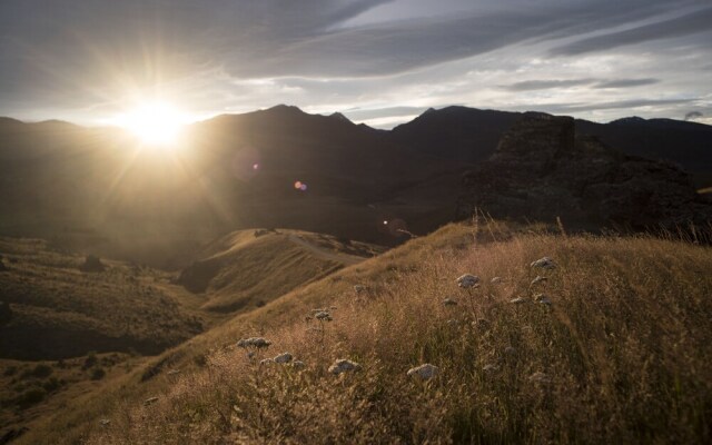 Garston Hotel and Cafe