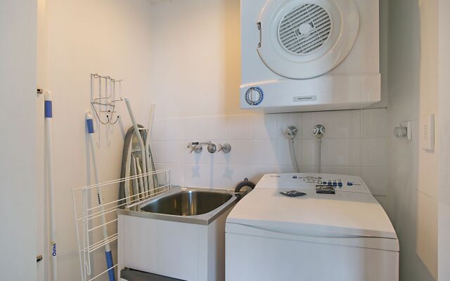 Orchid Residences - HR Surfers Paradise