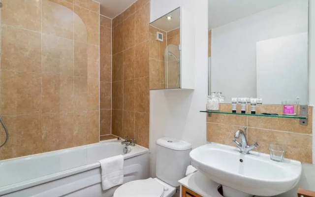 Guestready - Bright 2BR Home in West Kensington / Olympia, Sleeps 6
