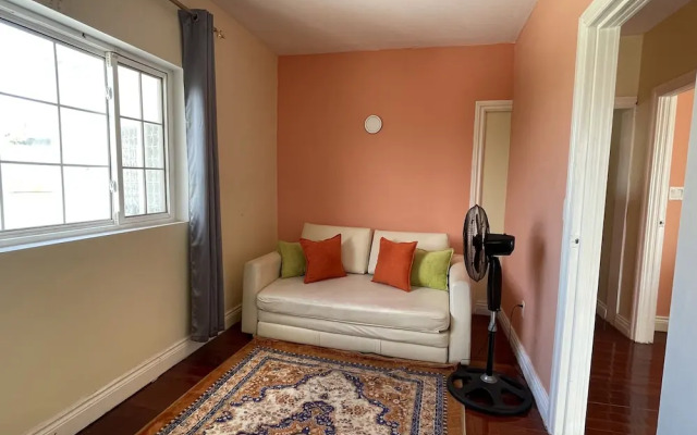 Skyline Suites, Queen, Ocean Views 1 Bedroom Condo by RedAwning