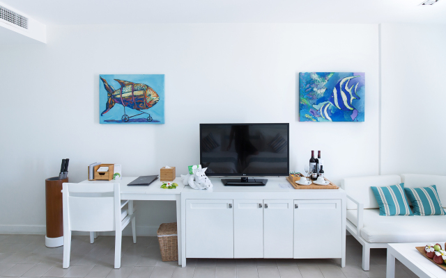 The Cliff Resort & Residences