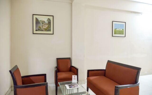 OYO 15149 Hotel Ajoy Minar