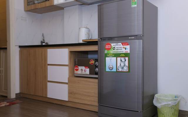 A Rich Stay Westlake 4B6-TH