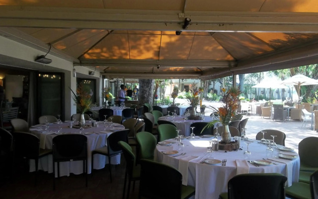 Sabi River Sun Resort