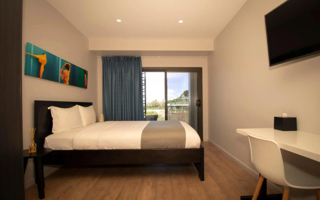 Studio 8 Residences - Adults Only