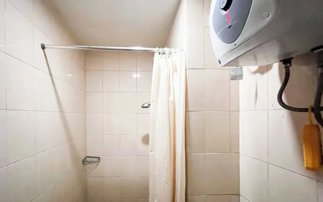Good Place Studio Apartment At Vida View Makassar