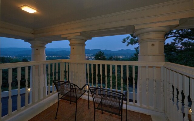 The Pillars Holiday home 9