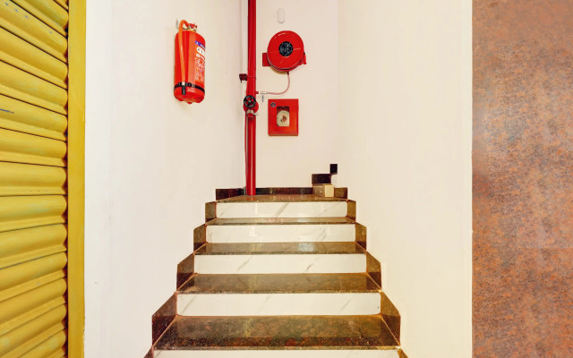 Super Hotel O Vizianagaram Near Railway Station